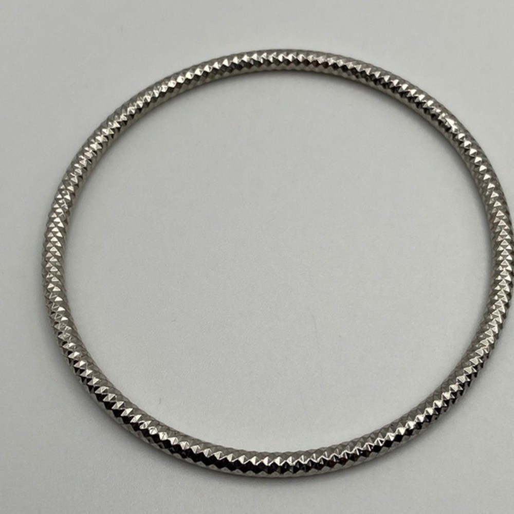 Bangle Bracelets Silver Tone Textured Boho 5 Piece Set - Picture 3 of 9